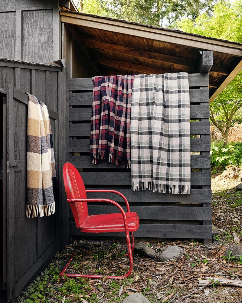 Custom Pendleton Eco-Wise Washable Throw - Corporate Gifts